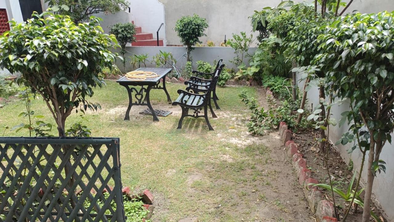 Tourist Guest House Amritsar Exteriér fotografie